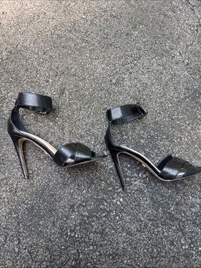 VTG Victoria's Secret Angel Collection Faux Croc Ankle Cuff Stiletto Heels 8B